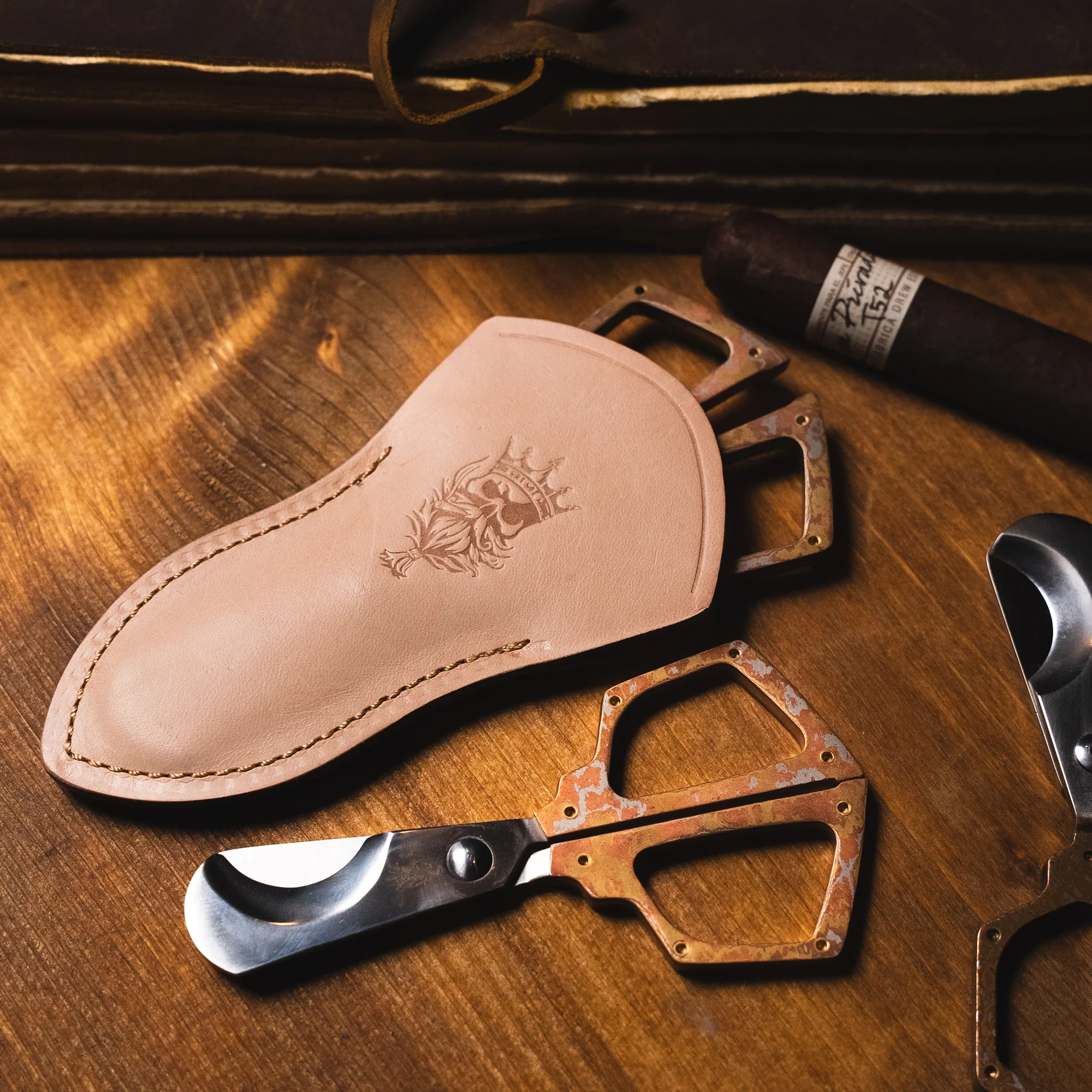 Cigar Scissors - Brass Damascus - Image 3